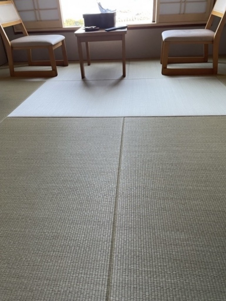 旅館の畳＆家具