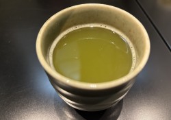 お茶にビール２