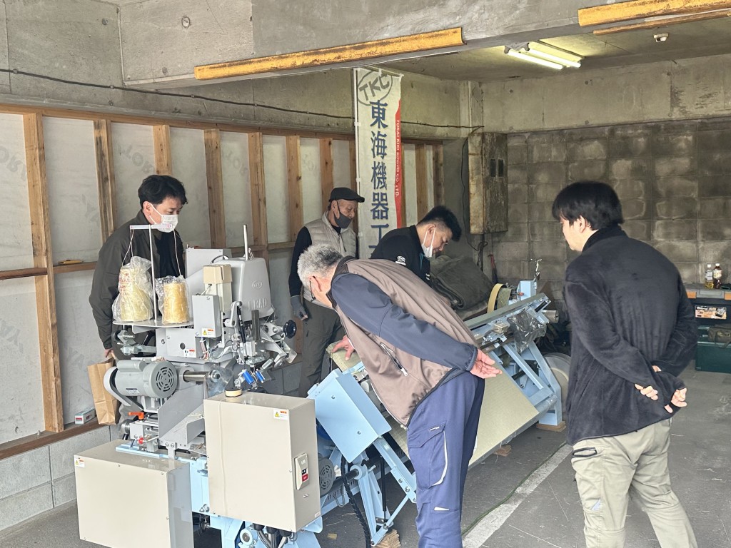 C6071A7B-8707-4BB4-92CB-6EDA90A279CC